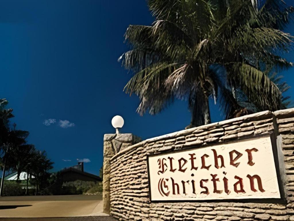 Fletcher Christian Holiday Hotel Burnt Pine Exterior foto